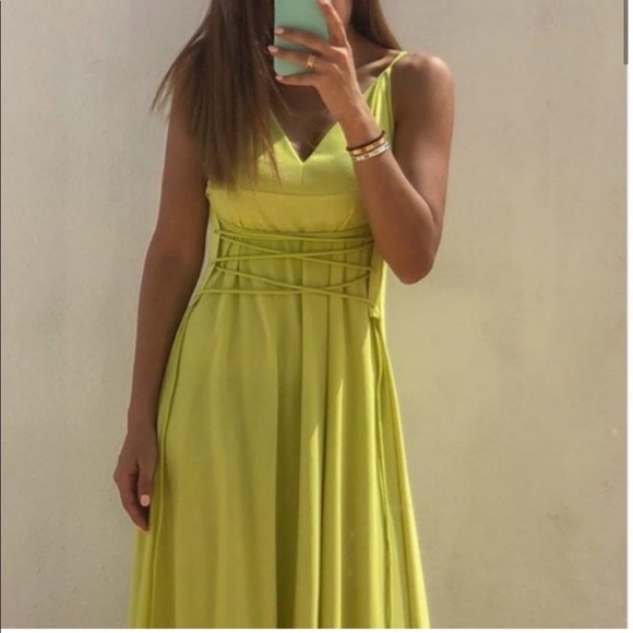 Zara Dresses & Skirts - NWT ZARA GREEN MIDI DRESS